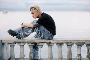 lyrics of panalo|SB19 soloist Josh Cullen turns emo in latest single .